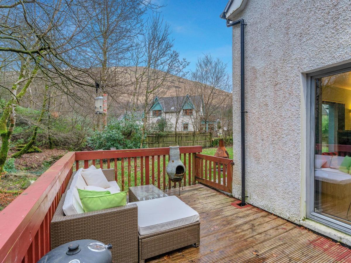 Cheerful Stays: 4 Bedroom Cottage In Arrochar Exterior photo